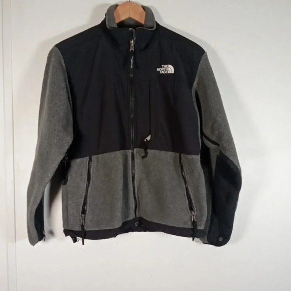 The North Face Gray n black Denali jacket size small women - Picture 1 of 6